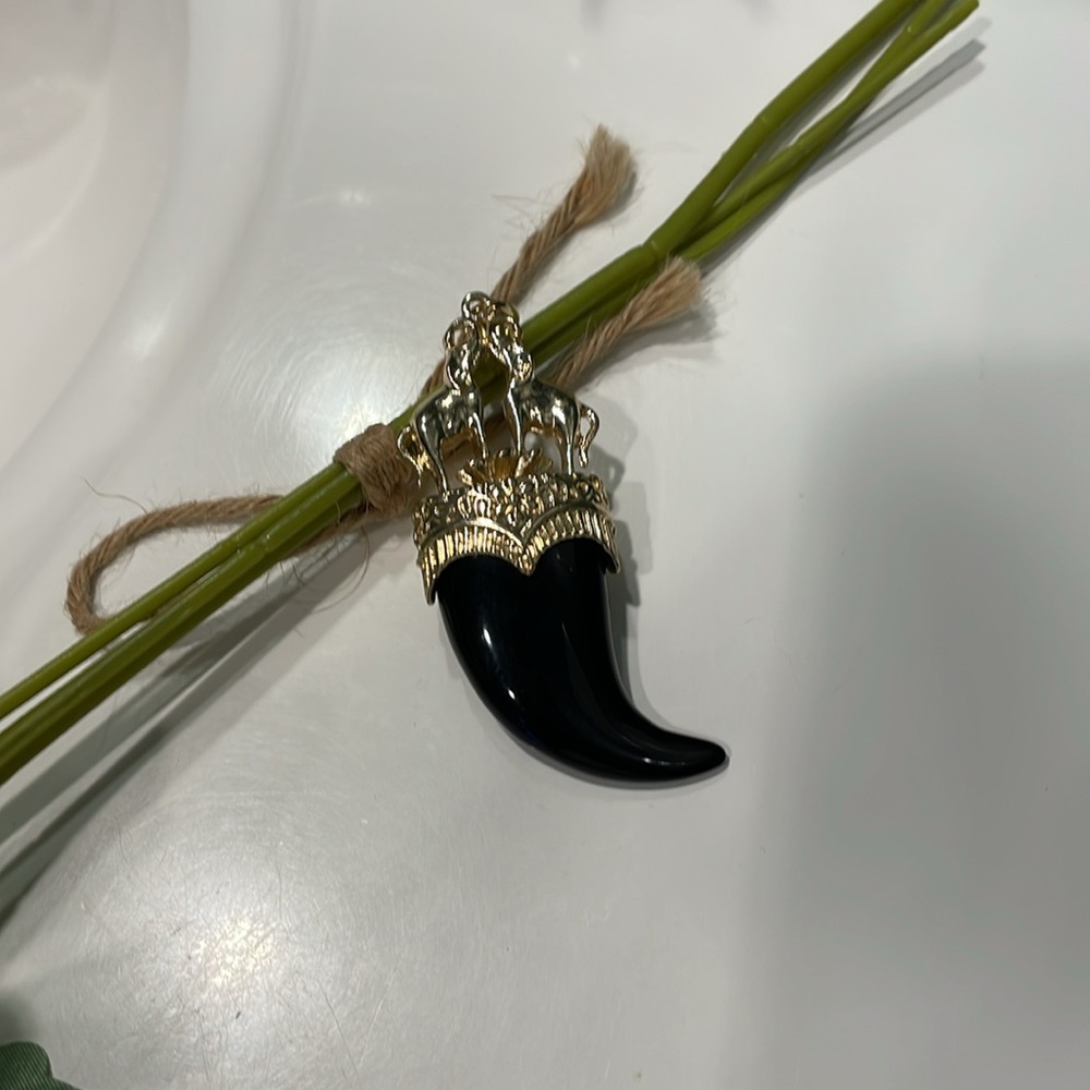 Black and gold pendant - Picture 5 of 5